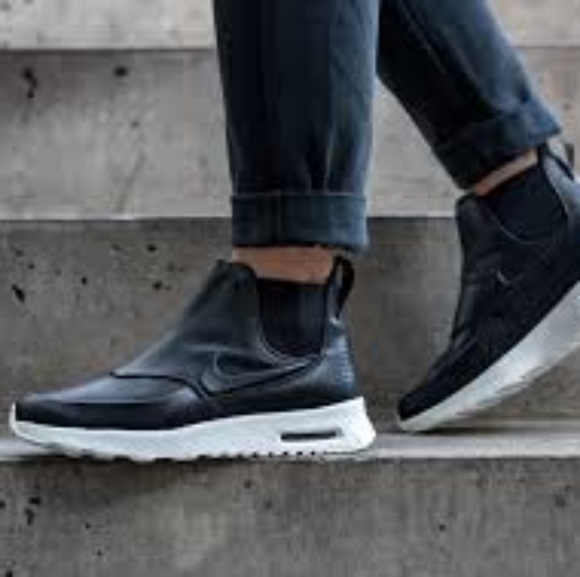 Nike Air Max Thea Mid Women's chelsea sneakerboot black - Picture 4 of 8